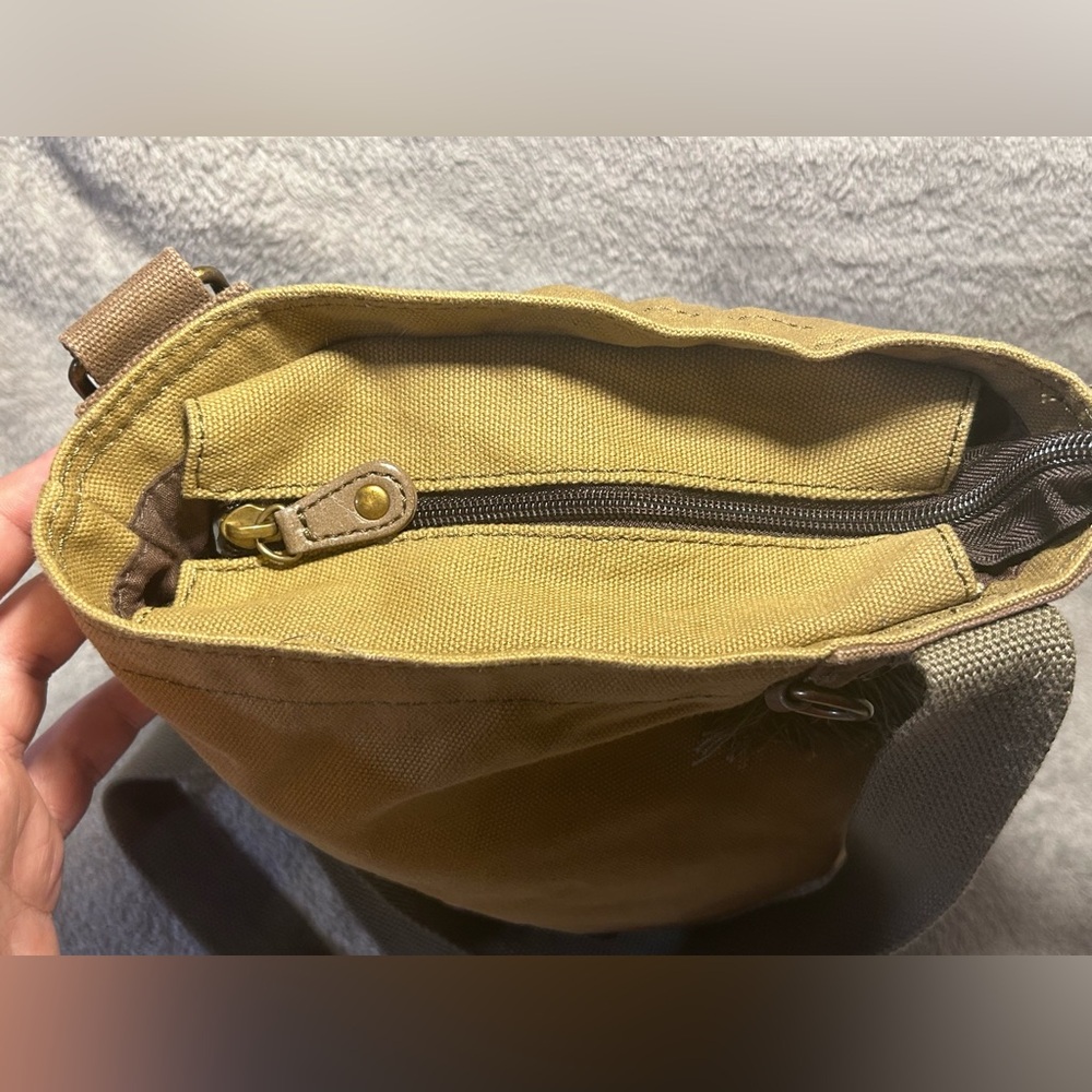Chala Canvas Crossbody Bag - Picture 4 of 9